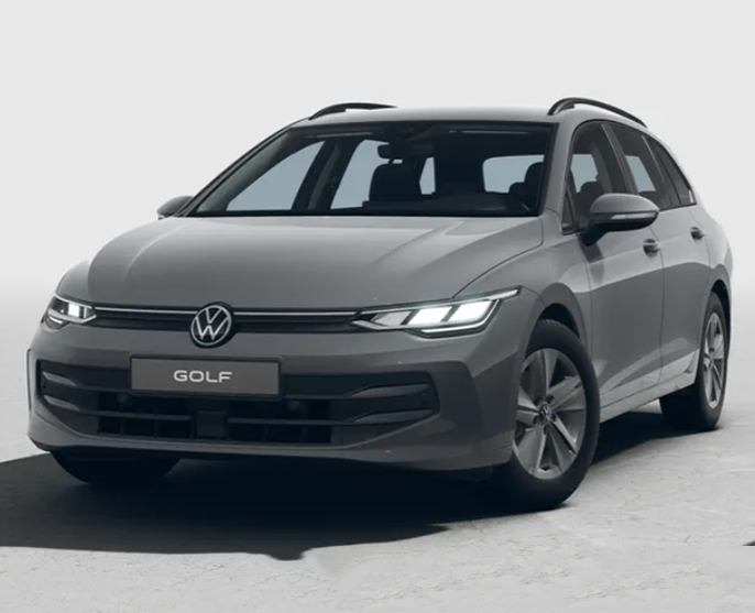 Ein grauer VW Golf steht frei vor einem weißen Hintergrund